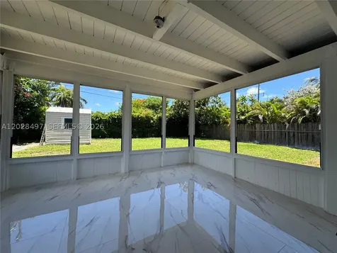 919 NE 4th Court Hallandale Beach FL 33009