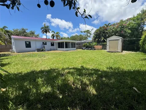 919 NE 4th Court Hallandale Beach FL 33009