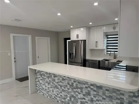 919 NE 4th Court Hallandale Beach FL 33009