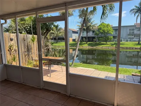 7033 NW 169th Street Hialeah FL 33015