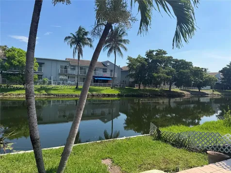 7033 NW 169th Street Hialeah FL 33015