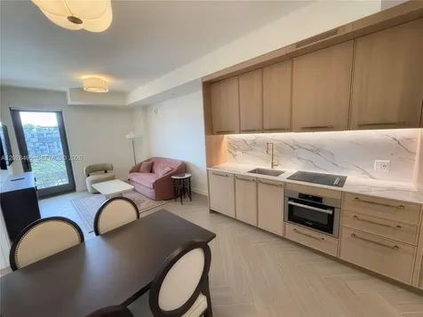 2700 NW 2 Avenue Miami FL 33127