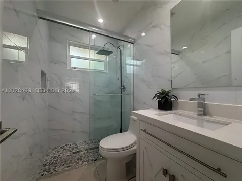 125 SE 4th Avenue Hallandale Beach FL 33009