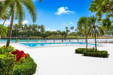 9102 W Bay Harbor Drive Bay Harbor Islands FL 33154