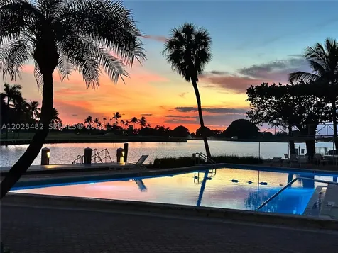 9102 W Bay Harbor Drive Bay Harbor Islands FL 33154