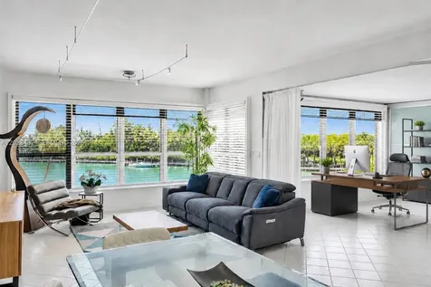 9102 W Bay Harbor Drive Bay Harbor Islands FL 33154