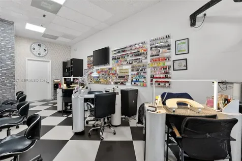Turnkey Beauty Salon For Sale In Heart Of Kendall Kendall FL 33193