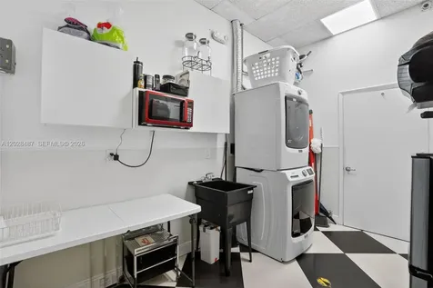 Turnkey Beauty Salon For Sale In Heart Of Kendall Kendall FL 33193