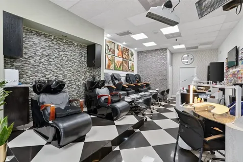 Turnkey Beauty Salon For Sale In Heart Of Kendall Kendall FL 33193