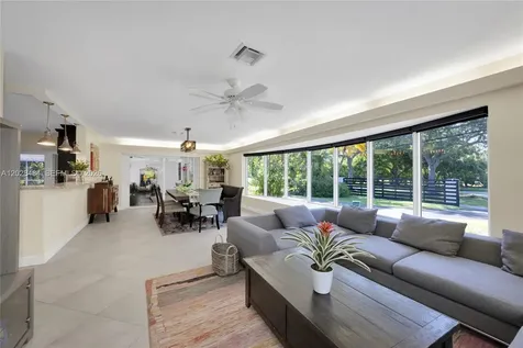 6970 SW 124th Street Pinecrest FL 33156