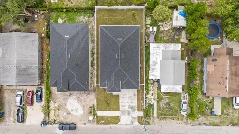 8210 N Elmer St, Tampa FL 33604