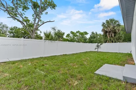 8210 N Elmer St, Tampa FL 33604