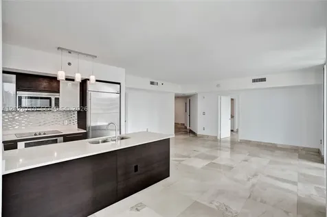 55 SE 6th Street Miami FL 33131