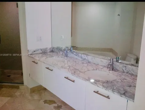 55 SE 6th Street Miami FL 33131