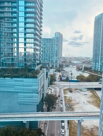 55 SE 6th Street Miami FL 33131