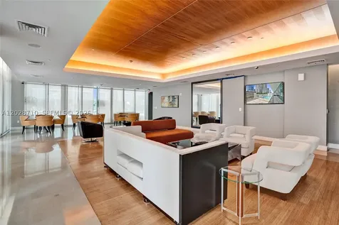 55 SE 6th Street Miami FL 33131