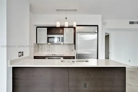 55 SE 6th Street Miami FL 33131