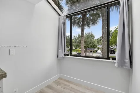 1726 NW 81st Way Plantation FL 33322