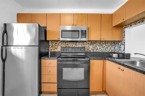 10369 NW 8th Street Pembroke Pines FL 33026