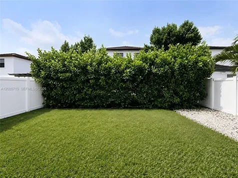 3448 W 110th Terrace Hialeah FL 33018