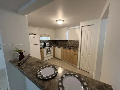 4205 N University Drive Sunrise FL 33351