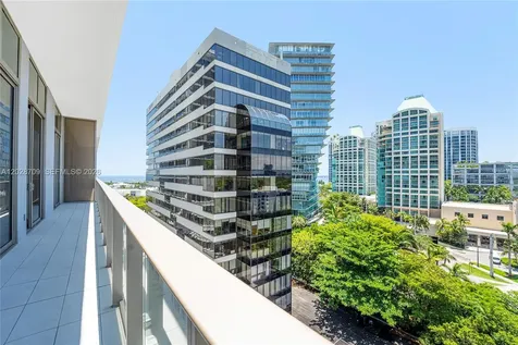 2678 Tigertail Coconut Grove FL 33133
