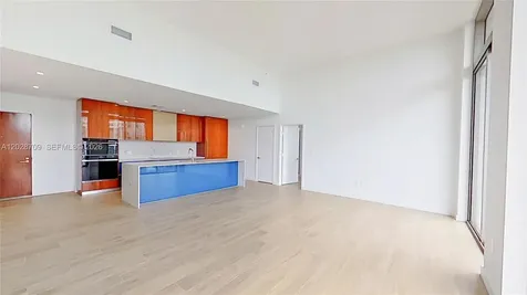 2678 Tigertail Coconut Grove FL 33133