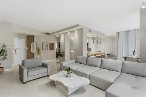 3500 Mystic Pointe Drive Aventura FL 33180