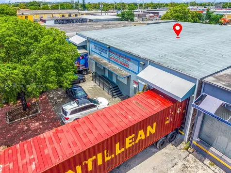 1085 E 27th Street Hialeah FL 33013