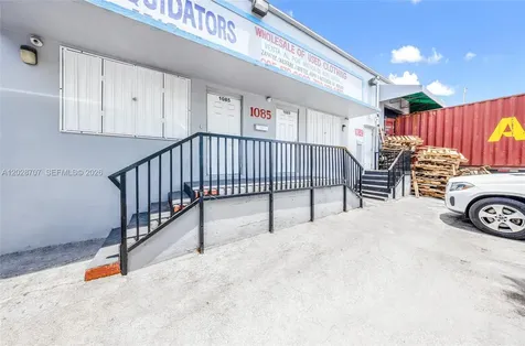 1085 E 27th Street Hialeah FL 33013