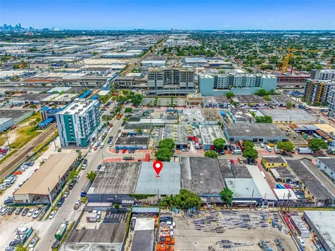 1085 E 27th Street Hialeah FL 33013