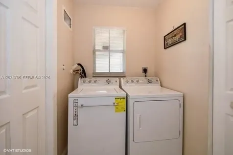 Pembroke Pines FL 33029