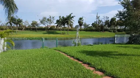 Pembroke Pines FL 33029