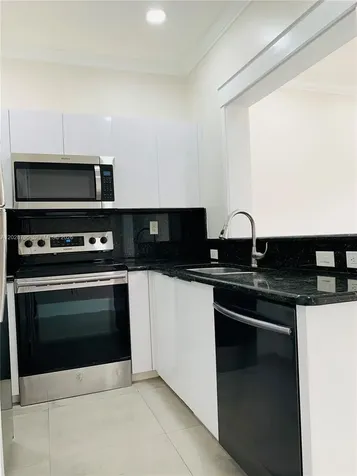 17650 NW 73rd Avenue Hialeah FL 33015