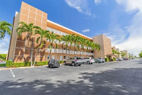 201 SE 11th Terrace Dania Beach FL 33004