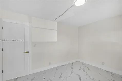 201 SE 11th Terrace Dania Beach FL 33004