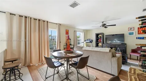 14000 Langley Place Davie FL 33325