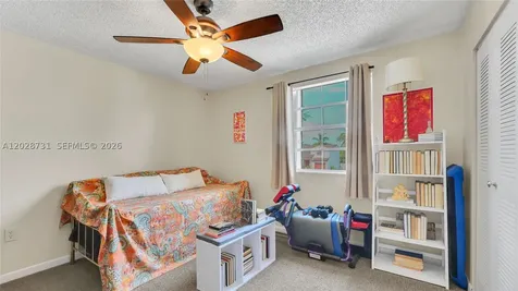 14000 Langley Place Davie FL 33325