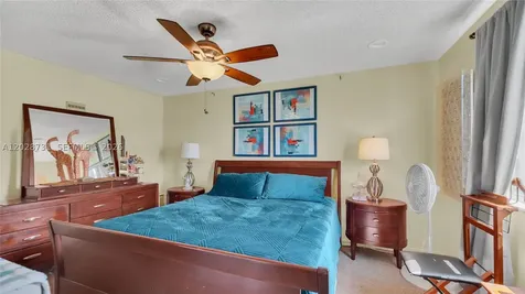 14000 Langley Place Davie FL 33325
