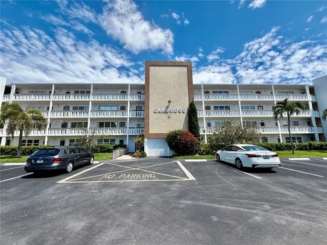 4123 Cambridge F Deerfield Beach FL 33442
