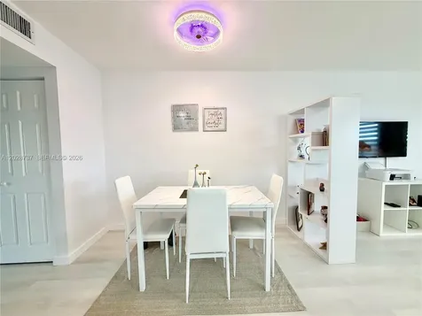 4123 Cambridge F Deerfield Beach FL 33442