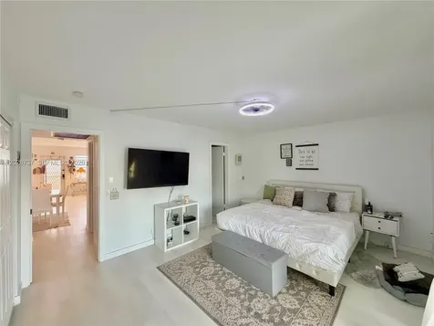 4123 Cambridge F Deerfield Beach FL 33442