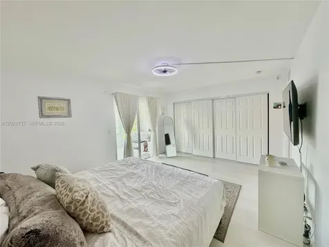 4123 Cambridge F Deerfield Beach FL 33442