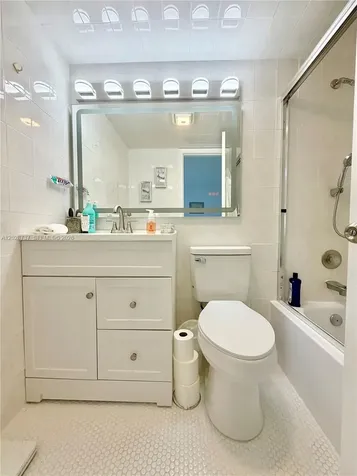 4123 Cambridge F Deerfield Beach FL 33442