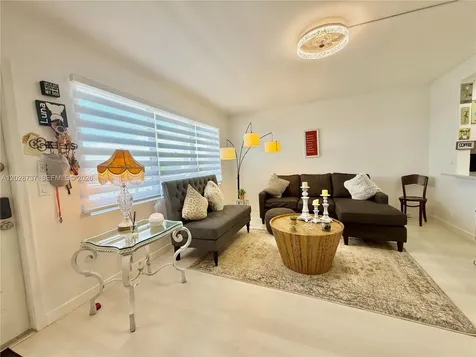 4123 Cambridge F Deerfield Beach FL 33442