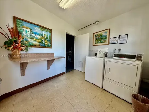 4123 Cambridge F Deerfield Beach FL 33442
