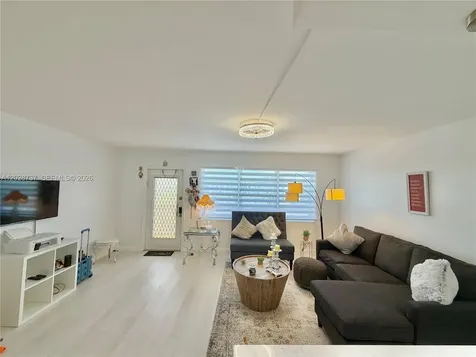 4123 Cambridge F Deerfield Beach FL 33442