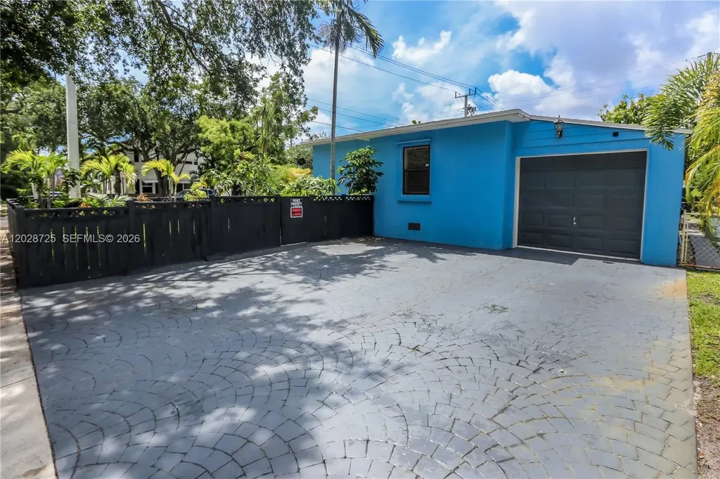 706 S 19th Avenue Hollywood FL 33020