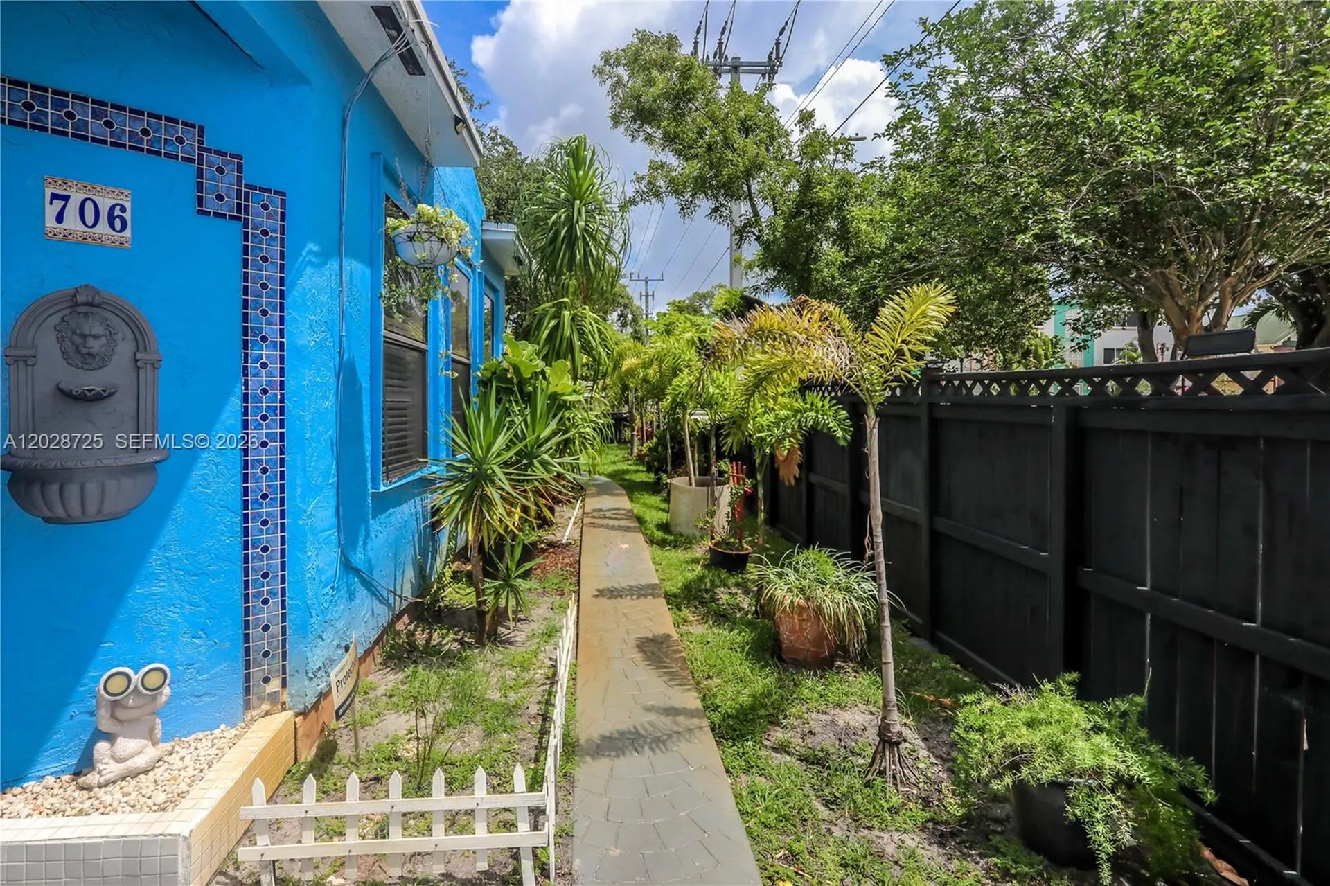 706 S 19th Avenue Hollywood FL 33020