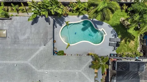 706 S 19th Avenue Hollywood FL 33020